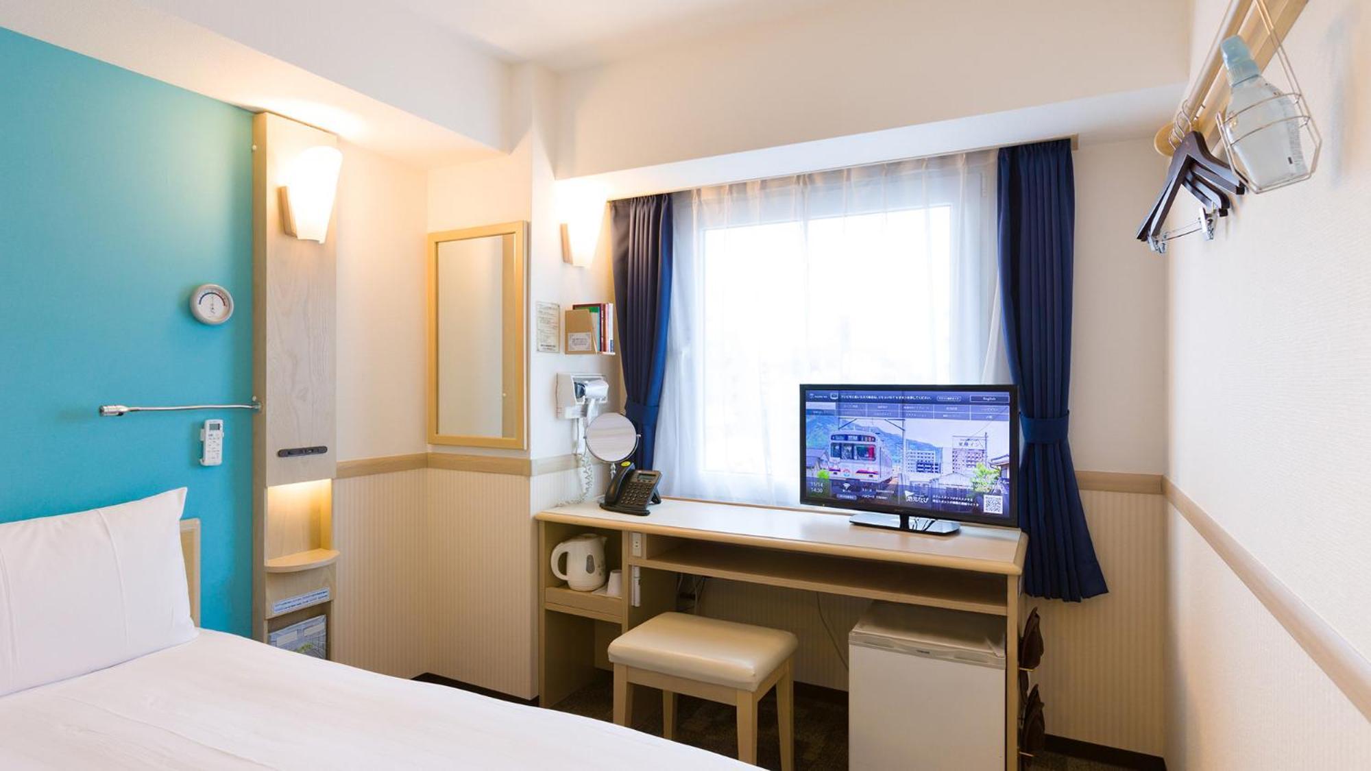 Toyoko Inn Shin-Aomori-Eki Higashi-Guchi 객실 사진
